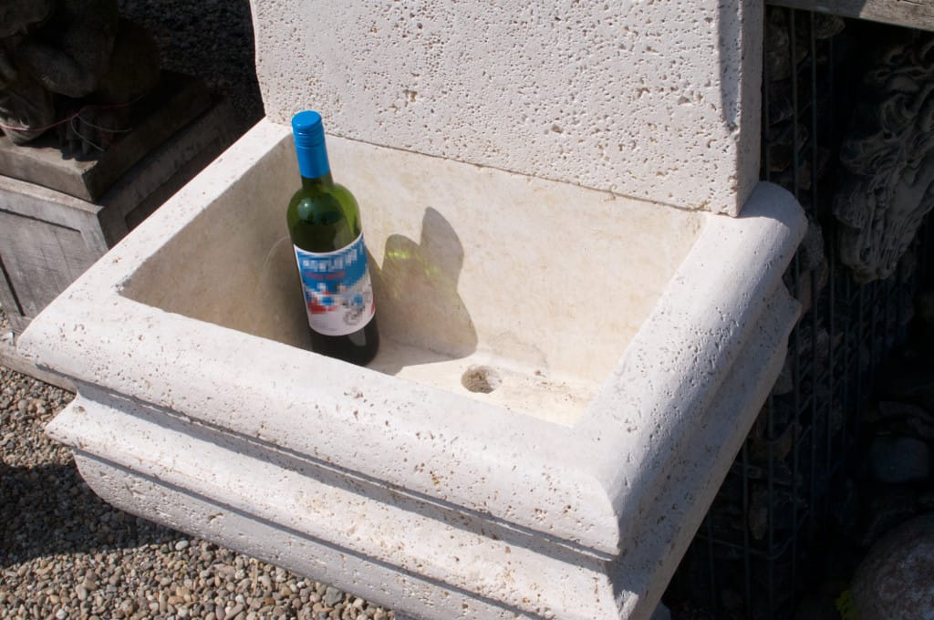 Natursteinbrunnen Travertin BR4560