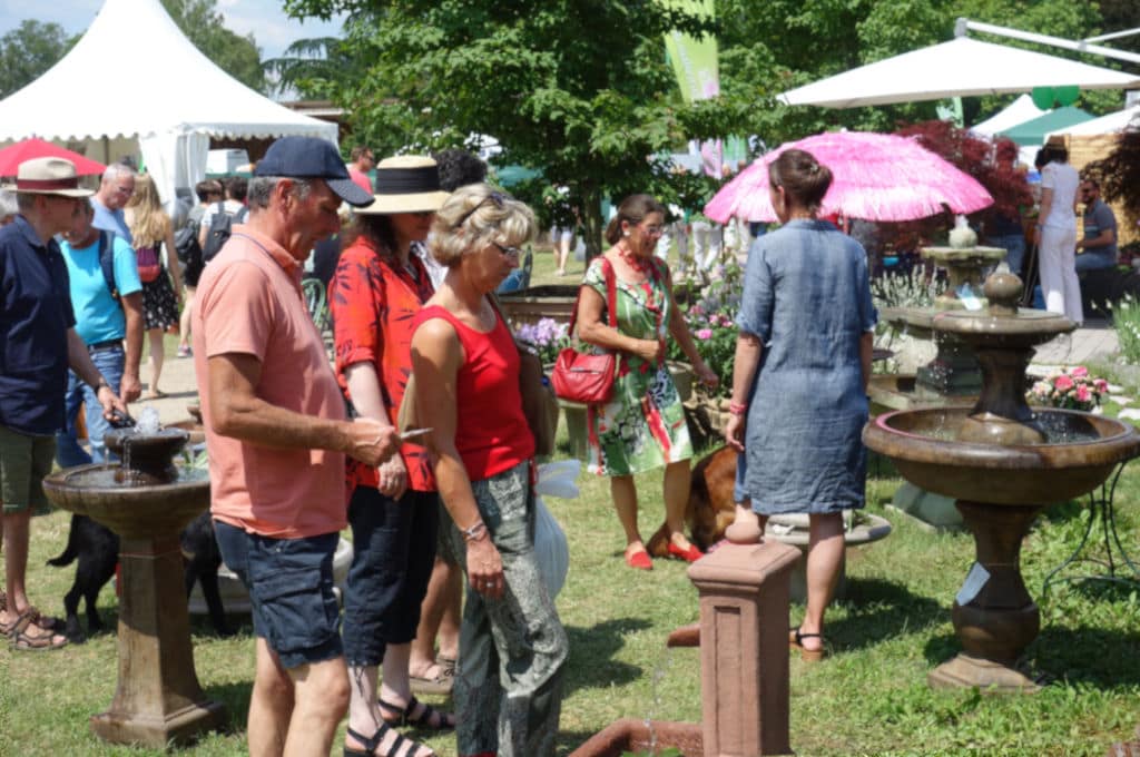 Gartenausstellung mit Brunnen