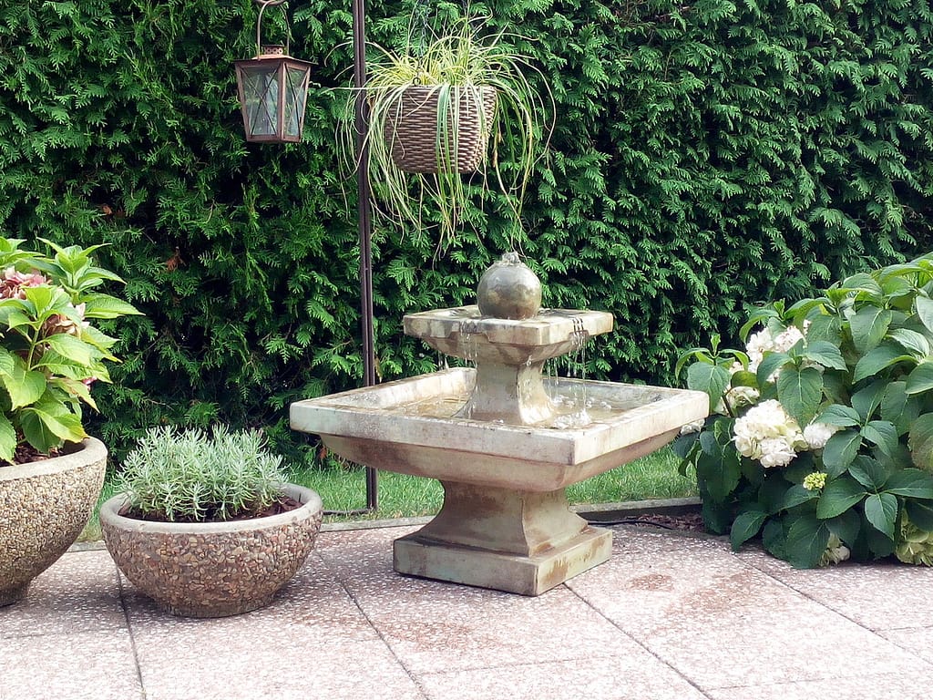 Hampshire I Brunnen Henri Studio