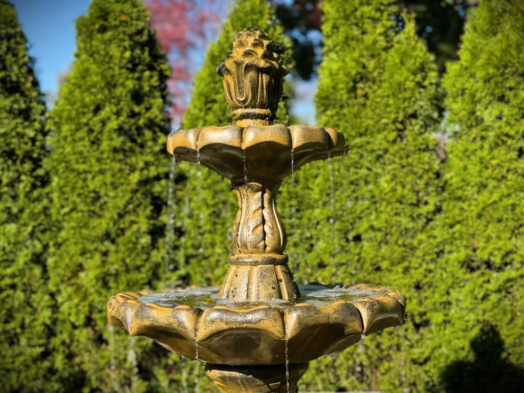 Springbrunnen Cassical Finial BR5768 Detail