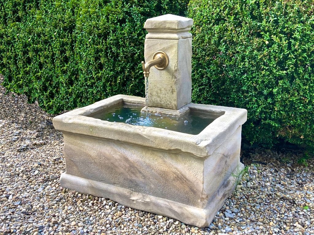 Trogbrunnen Chiavenna Sandstein BR3105