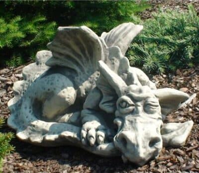 Drache Steinguss - frostfeste Gartenfigur