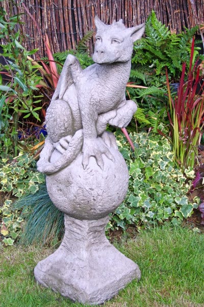 Drache Steinguss - frostfeste Gartenfigur