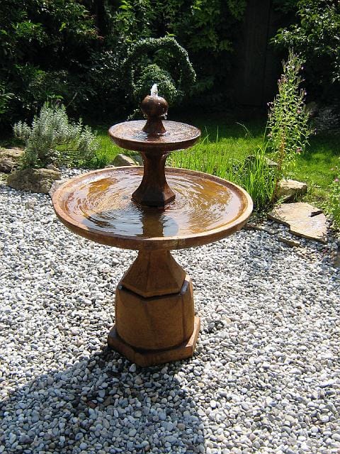 Englischer Gartenbrunnen BR0009