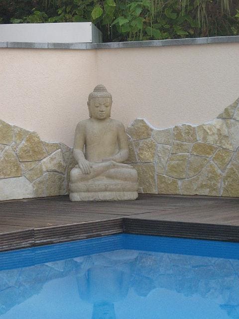 Japangarten Steinbuddha