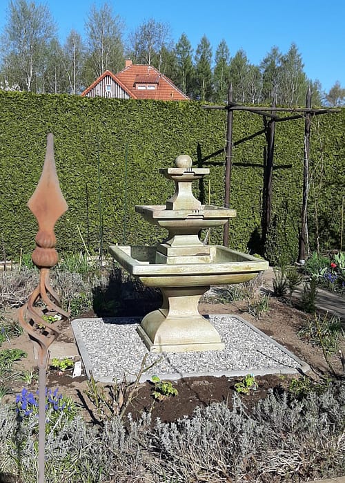 Springbrunnen Hampshire II Henri Studio