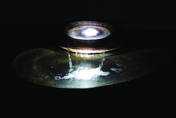 Brunnen Flussstein Henri Studio