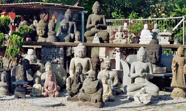 Japangarten Steinbuddhas