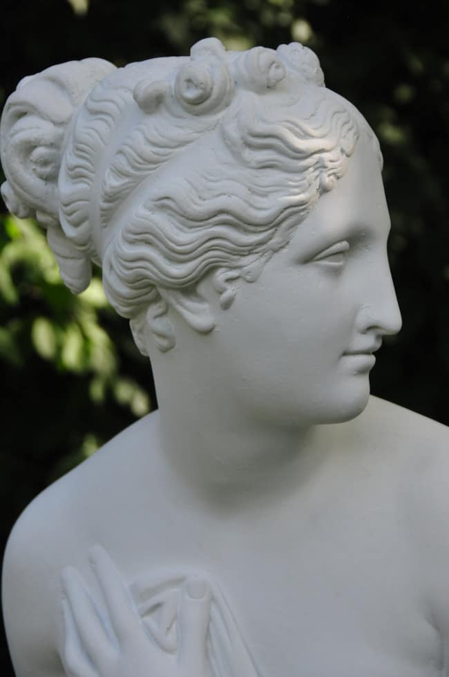 Gartenstatue Steinguss ST107