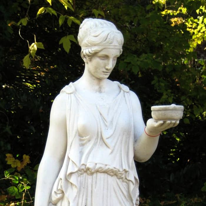 Gartenstatue Hebe Göttin der Jugend ST118