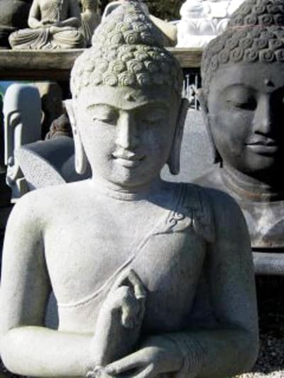 Buddhafigur Asiengarten