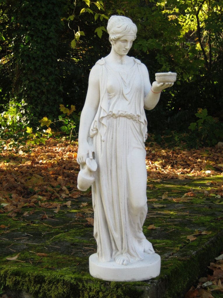 Gartenstatue Hebe Göttin der Jugend ST118
